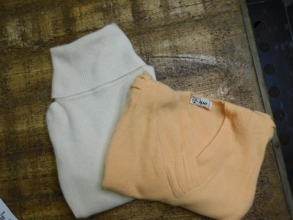 MIXED SWEATER LOT VINTAGE CLOTHING: MIXED SWEATER LOT VINTAGE CLOTHING