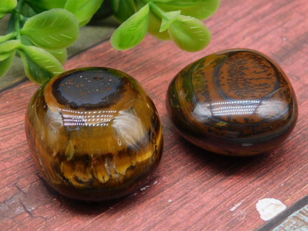 TIGER EYE ROCK STONE LAPIDARY SPECIMEN: TIGER EYE ROCK STONE LAPIDARY SPECIMEN