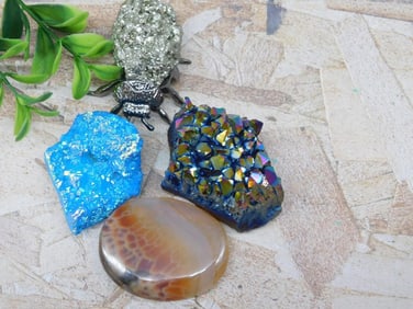 MIXED LOT ROCK STONE LAPIDARY SPECIMEN