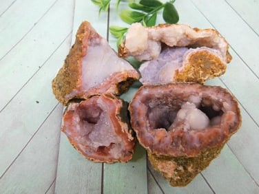 CAVE GEODE ROCK STONE LAPIDARY SPECIMEN