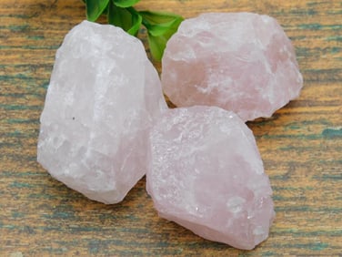 ROSE QUARTZ ROCK STONE LAPIDARY SPECIMEN