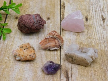 MIXED LOT ROCK STONE LAPIDARY SPECIMEN