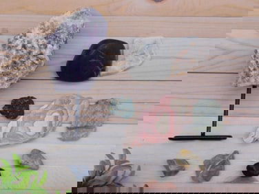 MIXED LOT ROCK STONE LAPIDARY SPECIMEN