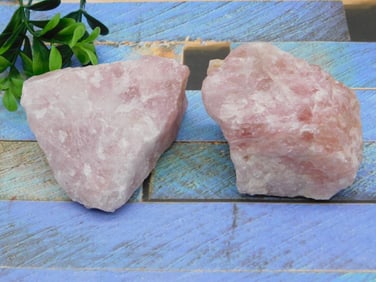 ROSE QUARTZ ROCK STONE LAPIDARY SPECIMEN