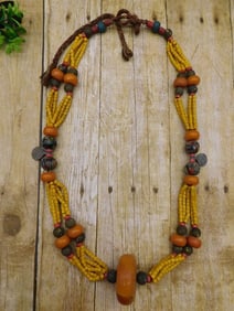 AFRICAN TRADE BEADS ROCK STONE LAPIDARY SPECIMEN