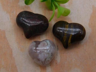 STONE HEARTS ROCK STONE LAPIDARY SPECIMEN