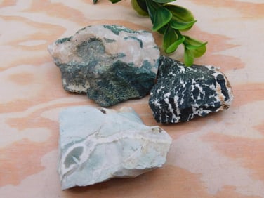 MIXED ROUGH LOT ROCK STONE LAPIDARY SPECIMEN