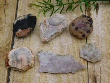 MIXED ROUGH LOT ROCK STONE LAPIDARY SPECIMEN