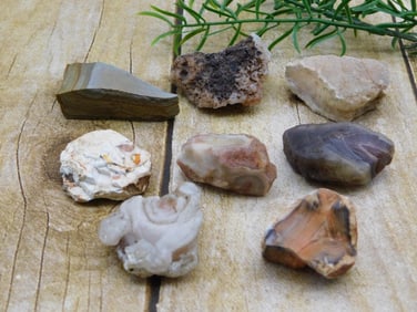 MIXED ROUGH LOT ROCK STONE LAPIDARY SPECIMEN