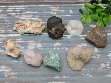 MIXED ROUGH LOT ROCK STONE LAPIDARY SPECIMEN