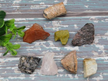 MIXED ROUGH ROCK ROCK STONE LAPIDARY SPECIMEN