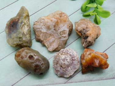 MIXED ROUGH ROCK ROCK STONE LAPIDARY SPECIMEN