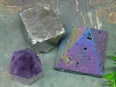 MIXED LOT ROCK STONE LAPIDARY SPECIMEN