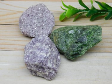 ROCK STONE LAPIDARY SPECIMEN