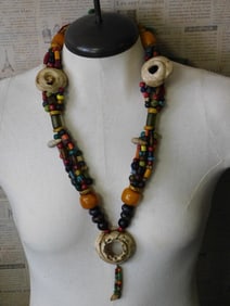 AFRICAN TRADE BEADS ROCK STONE LAPIDARY SPECIMEN