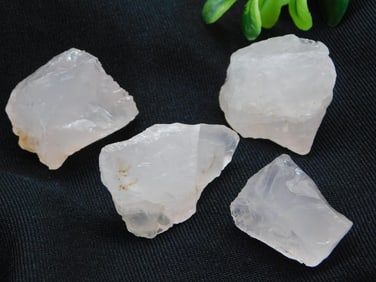 ROSE QUARTZ ROCK STONE LAPIDARY SPECIMEN