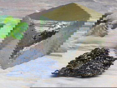 MIXED LOT ROCK STONE LAPIDARY SPECIMEN