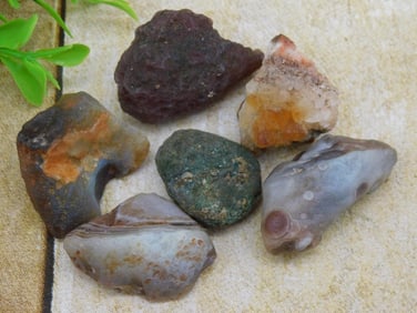 MIXED ROUGH ROCK ROCK STONE LAPIDARY SPECIMEN