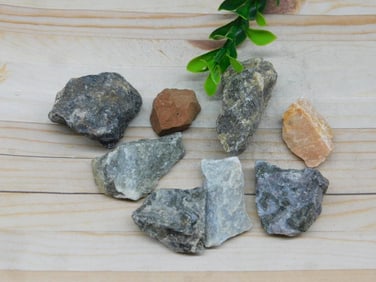 MIXED ROUGH ROCK ROCK STONE LAPIDARY SPECIMEN