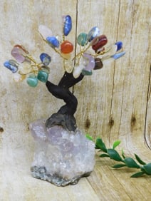 STONE TREE ROCK STONE LAPIDARY SPECIMEN