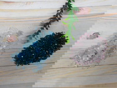 AQUAMARINE AND GARNET ROCK STONE LAPIDARY SPECIMEN