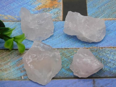 ROSE QUARTZ ROCK STONE LAPIDARY SPECIMEN