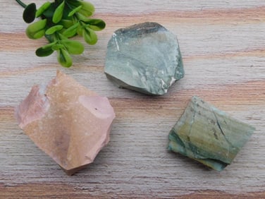 MIXED ROUGH ROCK ROCK STONE LAPIDARY SPECIMEN