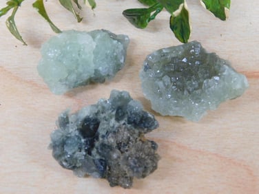 PREHNITE ROCK STONE LAPIDARY SPECIMEN