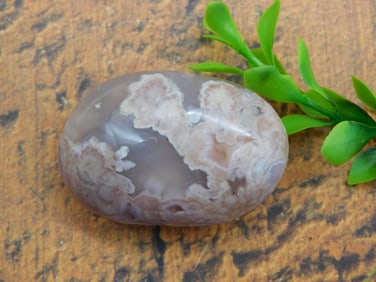 HATMANS FLOWER PETAL AGATE ROCK STONE LAPIDARY SPECIMEN