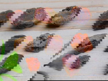 GEM VANADINITE ROCK STONE LAPIDARY SPECIMEN