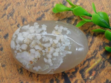 HATMANS FLOWER PETAL AGATE ROCK STONE LAPIDARY SPECIMEN