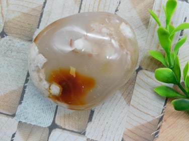 HATMANS FLOWER PETAL AGATE ROCK STONE LAPIDARY SPECIMEN