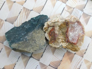MIXED LOT ROCK STONE LAPIDARY SPECIMEN