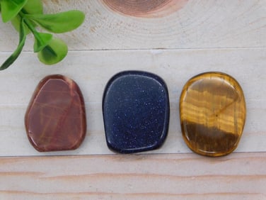 MIXED LOT ROCK STONE LAPIDARY SPECIMEN