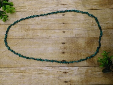 STONE NECKLACE ROCK STONE LAPIDARY SPECIMEN