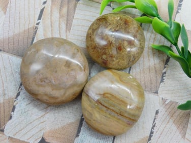 ROCK STONE LAPIDARY SPECIMEN