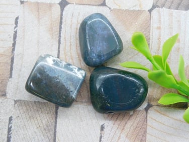 MIXED LOT ROCK STONE LAPIDARY SPECIMEN