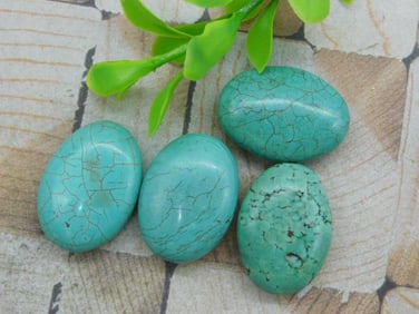 STONE BEADS ROCK STONE LAPIDARY SPECIMEN