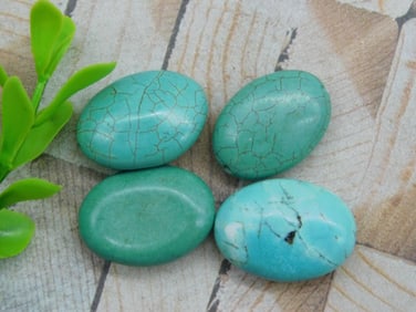 STONE BEADS ROCK STONE LAPIDARY SPECIMEN