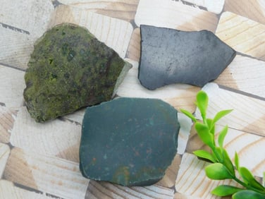 MIXED LOT ROCK STONE LAPIDARY SPECIMEN