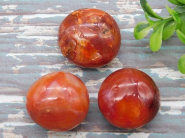 CARNELIAN ROCK STONE LAPIDARY SPECIMEN