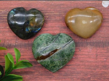 STONE HEARTS ROCK STONE LAPIDARY SPECIMEN