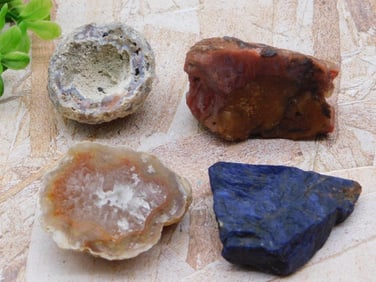 MIXED LOT ROCK STONE LAPIDARY SPECIMEN