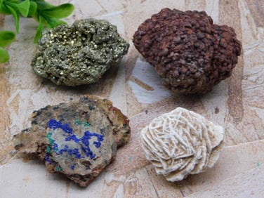 MIXED LOT ROCK STONE LAPIDARY SPECIMEN