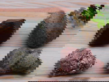 MIXED LOT ROCK STONE LAPIDARY SPECIMEN