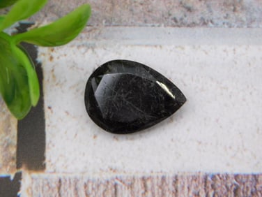 TOURMALATED QUARTZ ROCK STONE LAPIDARY SPECIMEN