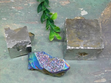 MIXED LOT ROCK STONE LAPIDARY SPECIMEN