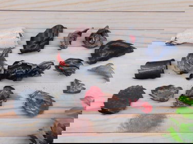 FORDITE MOTOR CITY AGATE ROCK STONE LAPIDARY SPECIMEN