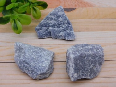 BLUE QUARTZ ROCK STONE LAPIDARY SPECIMEN