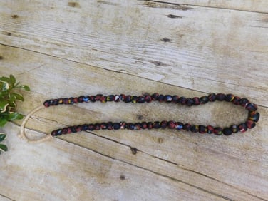 AFRICAN TRADE BEADS ROCK STONE LAPIDARY SPECIMEN